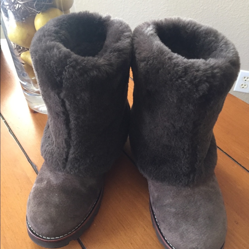 UGG Patton Boot size 6
